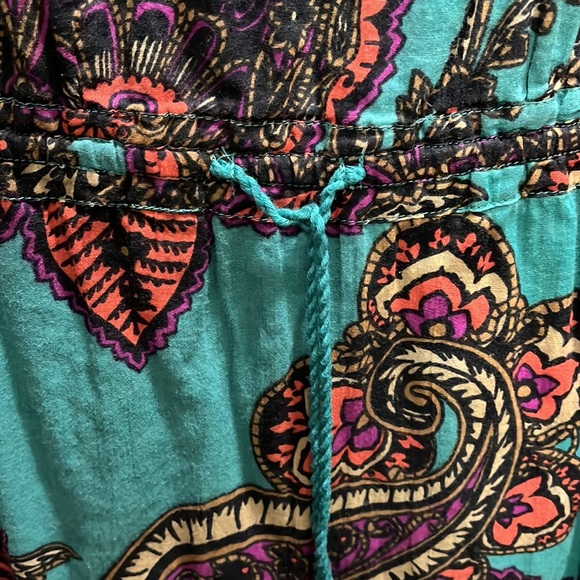 Pretty summer dress! - Picture 4 of 6